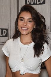 Madison Beer - Poses inside AOL Studios in NYC 07/27/2017