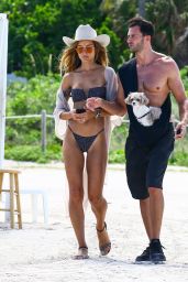 Natalia Borges in Bikini - Vacation in Miami 07/16/2017