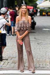 Sandra Kubicka - Out in Warsaw 08/07/2017