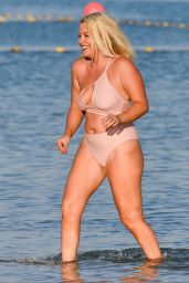 Selina Waterman-Smith in Bikini in Dubai 06/30/2017