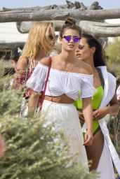 Taylor Hill & Daphne Groeneveld - Arrive at the Club 55 Beach in Saint Tropez 07/23/2017