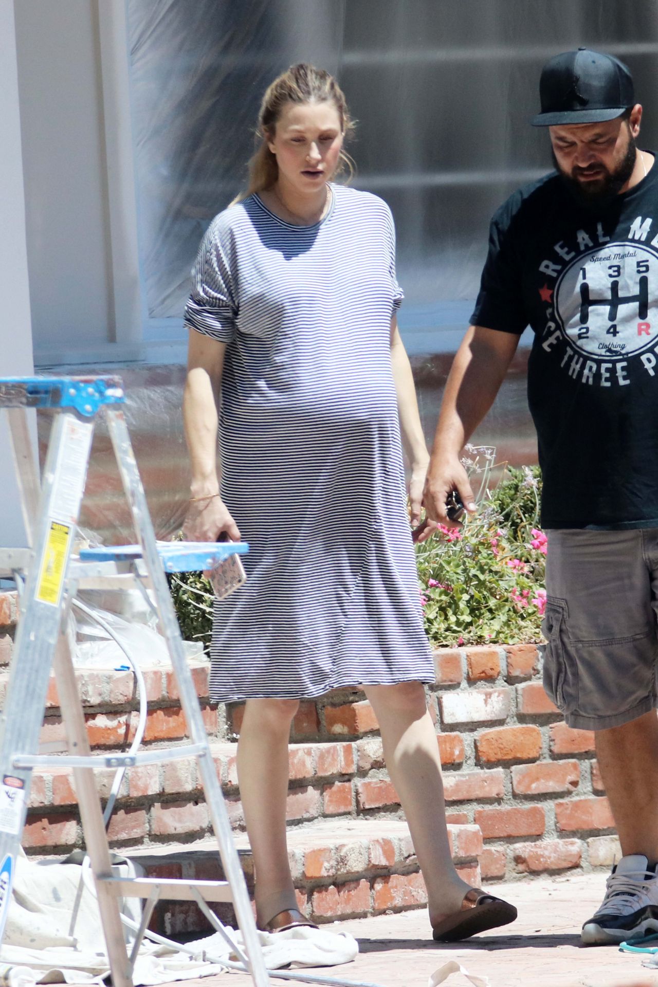 Whitney Port - Running Errands in Los Angeles, July 2017 • CelebMafia