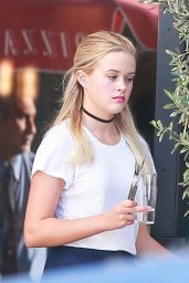Ava Phillippe - Working as a Hostess at Pizzana Pizza Restaurant in Brentwood 08/20/2017