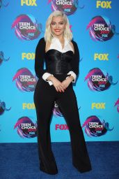Bebe Rexha – Teen Choice Awards in Los Angeles 08/13/2017
