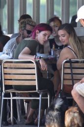 Bella Thorne and Dani Thorne - Goes to Lunch in LA 08/06/2017