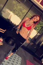 Bella Thorne – Social Media Pics 08/31/2017