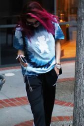 Bella Thorne Street Style - Los Angeles, California 08/22/2017