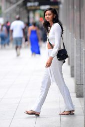 Chanel Iman Street Fashion - Out in NY 08/19/2017