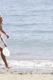 Chyna Ellis and Tyne-Lexy Clarson at the Beach in Marbella, Spain 08/09/2017