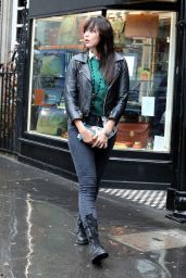 Daisy Lowe - Shopping on a Rainy Day in London 08/31/2017