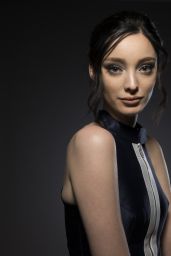 Emma Dumont - 2017 Summer TCA Portraits for "The Gifted"