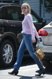 Emma Roberts - Running Errands in LA 08/24/2017