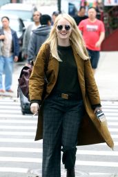 Emma Stone is All Smiles - Eats Out in New York 08/13/2017
