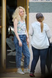 Emma Stone - Shooting Scenes on the Set of "Maniac" in Long Island 08/24/2017