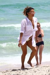 Eva Longoria - Enjoys a Day at the Beach in Miami 08/06/2017