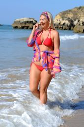 Frankie Essex in Bikini - Beach in Portugal 08/30/2017