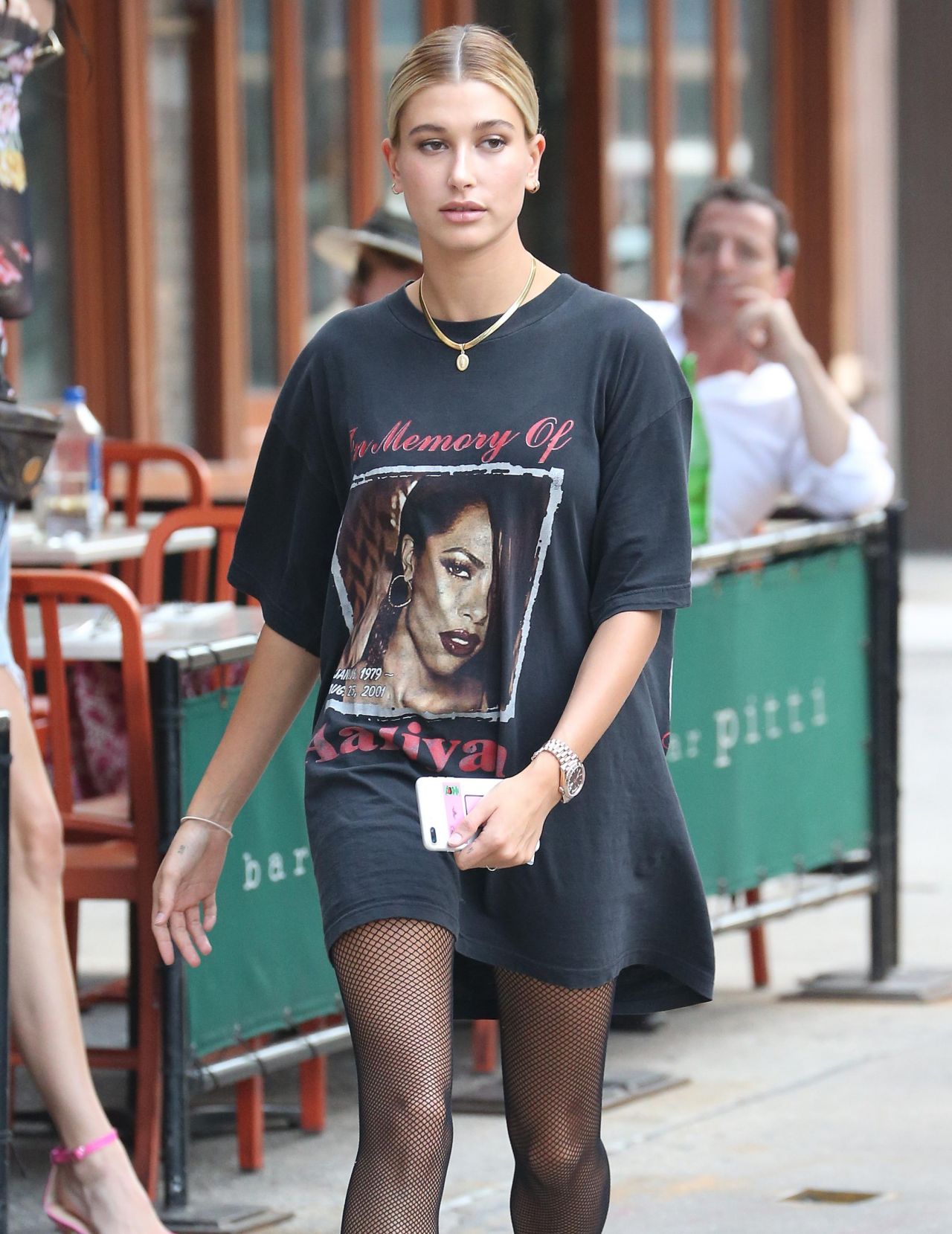 Hailey Baldwin - Wars an "In Memory of Aaliyah" Shirt, NYC 07/31/2017