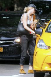 Jennifer Lawrence - Goes for a Stroll in NYC 08/28/2017