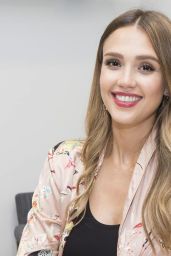 Jessica Alba at The Honest Company in Hollywood 08/24/2017