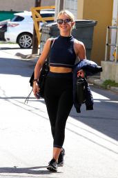 Julianne Hough - Hits the Gym in Los Angeles 08/28/2017