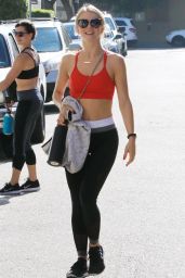 Julianne Hough - Leaving the Gym in Los Angeles 08/11/2017