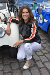 Katarina Witt – Berlin Klassik Auto Rally, Start in Hamburg 08/24/2017