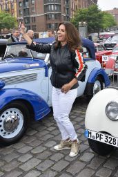 Katarina Witt – Berlin Klassik Auto Rally, Start in Hamburg 08/24/2017