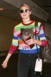 Kate Upton in Colored Gucci Sweater - LAX in LA 08/22/2017 • CelebMafia