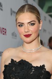 Kate Upton - "The Layover" Premiere in Los Angeles