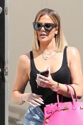 Khloe Kardashian Street Style - Leaves the Studio in Los Angeles 08/30/2017