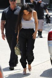 Kim Kardashian - Stepped Out For a Lesiurely Lunch in Studio City 08/24/2017
