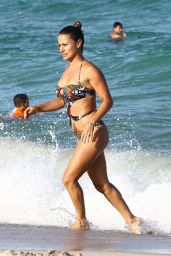 Lola Ponce in Swimsuit - Beach in Miami 08/05/2017