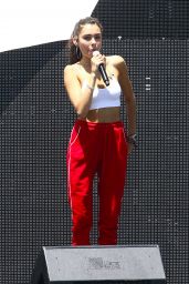 Madison Beer - Soundcheck at the Y100 Electric Mack-a-Poolooza Concert at Fontainebleau in Miami 08/19/2017