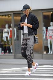 Maria Sharapova Street Style - New York City 08/17/2017