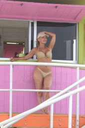 Marlene Mourreau in Bikini - Miami Beach 08/01/2017