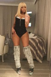 Nicki Minaj - Social Media Pics 08/15/2017