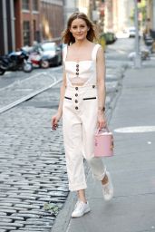 Olivia Palermo Casual Style - Brooklyn, NY 08/06/2017
