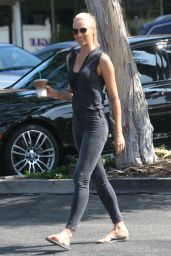 Paige Butcher in Tight Jeans - Out for a Coffee in Beverly Hills 08/21/2017