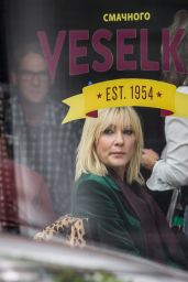 Sandra Bullock and Cate Blanchett at Cafe Veselka in East Village - "Ocean