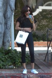 Sarah Hyland in Leggings - Leaves Nine Zero One Hair Salon in West Hollywood 07/31/2017