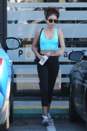 Sarah Hyland in Tights - Leaving the Gym in Los Angeles 08/30/2017