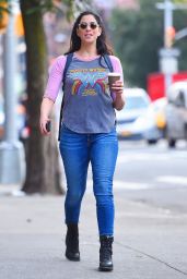Sarah Silverman in Tight Jeans - New York 08/28/2017