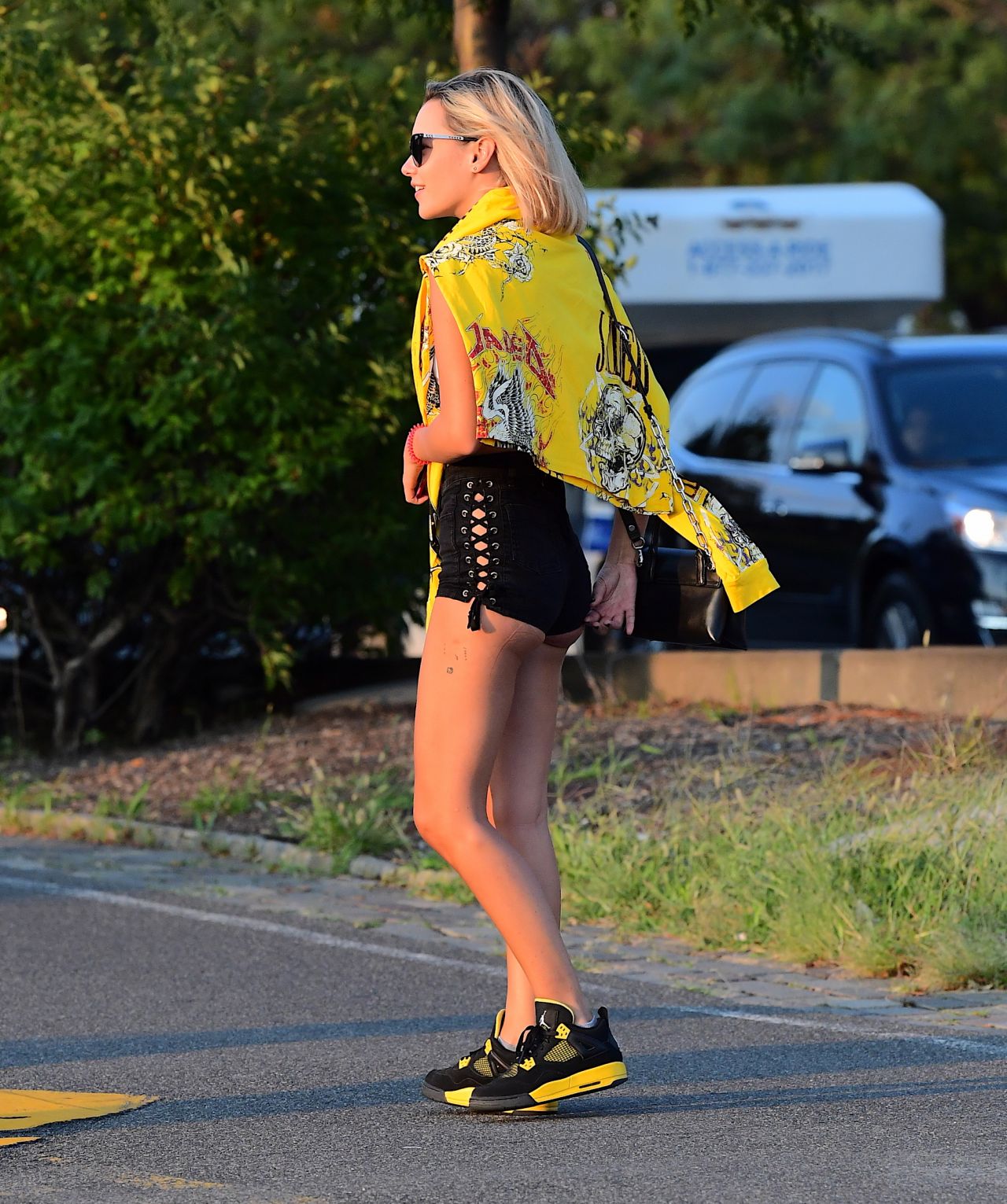 Sarah Snyder Summer Street Style - New York City 08/20/2017 • CelebMafia