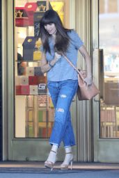 Sofia Vergara - Shops at Saks Fifth Avenue in Beverly Hills 08/16/2017