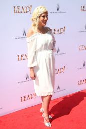 Tori Spelling - "Leap!" Premiere in Los Angeles Premiere 08/19/2017