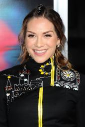 Allison Holker – “Flatliners” Premiere in Los Angeles 09/27/2017