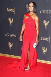 Angela Bassett – Creative Arts Emmy Awards in Los Angeles 09/10/2017