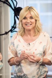 Anthea Turner - "This Morning" TV Show in London 09/01/2017