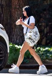 Ariel Winter - Arriving For Her First Day of School at UCLA in Westwood 09/28/2017