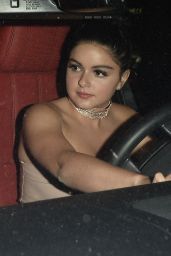 Ariel Winter - Outside The Nice Guy in West Hollywood 09/13/2017